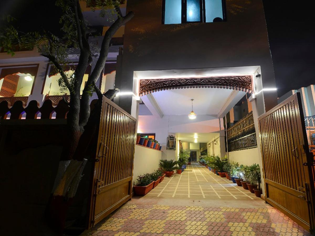 Hotel Taj Haveli - Walkable Distance From Taj Mahal 3*